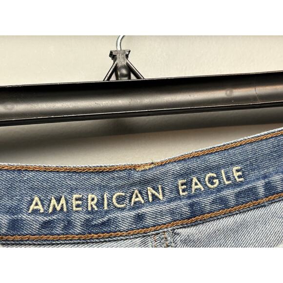 American Eagle Mom Jean Womens Size 8 Regular Jeans Distressed Destroyed Thrash - Picture 7 of 14